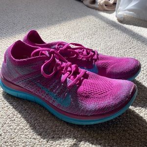 NIKIE FREE 4.0 FLYKNITS